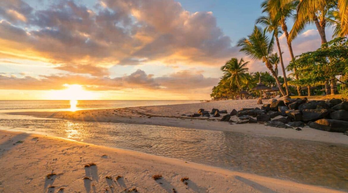 beach-sunset-Mauritius