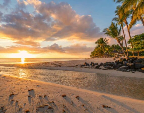 beach-sunset-Mauritius
